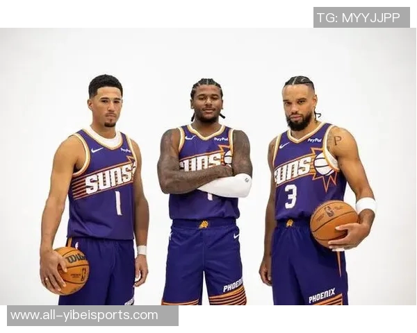 布克调侃狄龙表现如JR史密斯全场得分如潮涌动