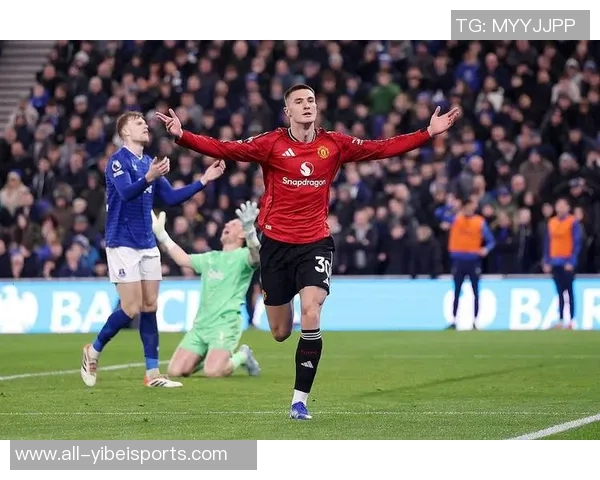 默森预测曼联将以2比0战胜埃弗顿对阵舍什科的信心十足 默森预测曼联将以2比0战胜埃弗顿对阵舍什科的信心十足